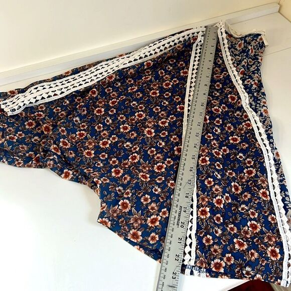 Ember White Lace and Floral Cropped Shrug Hippy Boho Spring 2024 Size L - Picture 5 of 5